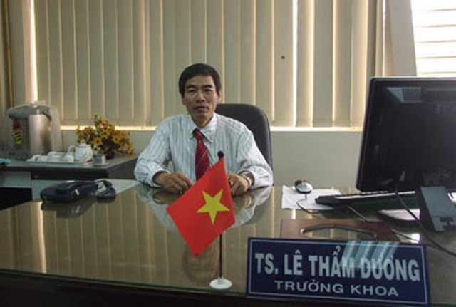 Quá trình học tập của tiến sĩ Lê Thẩm Dương chủ yếu là tại Hà Nội