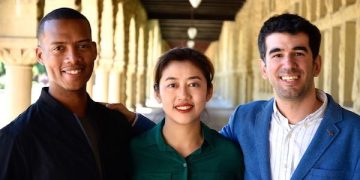 Pi Network là gì? Có lừa đảo? Có nên tham gia đào Pi coin trên điện thoại không?